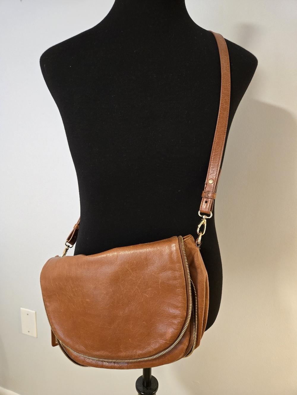 Badgley Mischka cognac saddle/crossbody bag